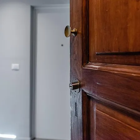 & Queen By Toh Solution *