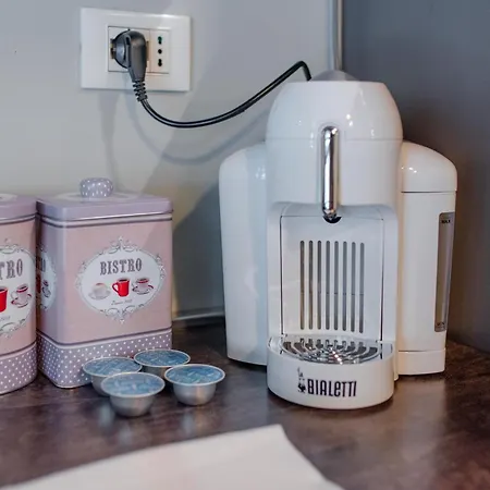 & Queen By Toh Solution * טורינו