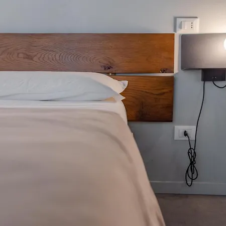 & Queen By Toh Solution *