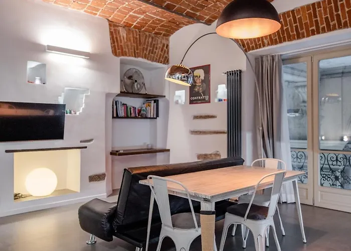 아파트 & Queen By Toh Solution 토리노