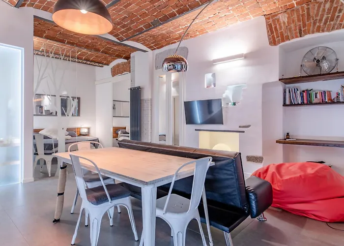 아파트 & Queen By Toh Solution 토리노