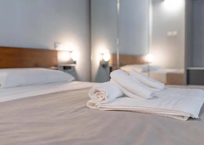 아파트 & Queen By Toh Solution