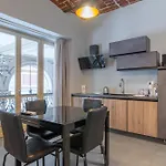 Appartement & Queen By Toh Solution